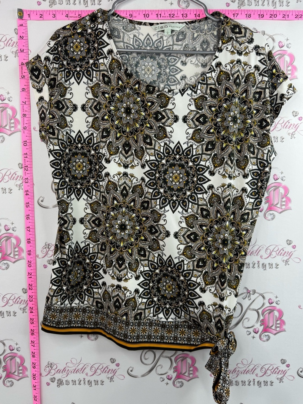 cleo tshirt White Floral Medallion Cap-Sleeve Top with Black & Gold Accents